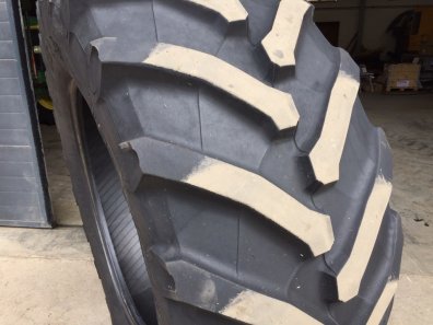 1x 650/65/38 Trelleborg tyre, 35%