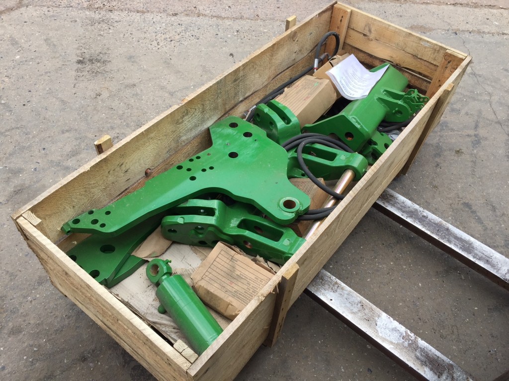 Sauter front linkage, to fit John Deere 6000 - 6010 6 cylinder 4wd tractor, 3.8 ton lifting capacity