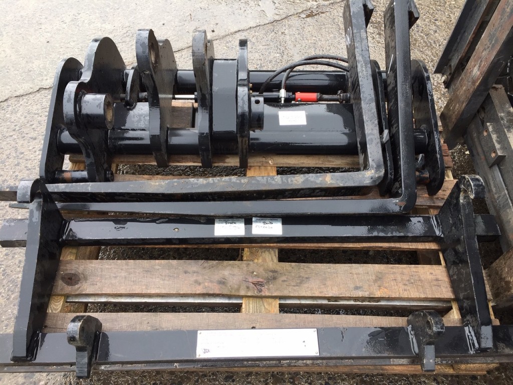 JCB 525-60 Euro carriage with hydraulic locking and pallet forks, new and unused