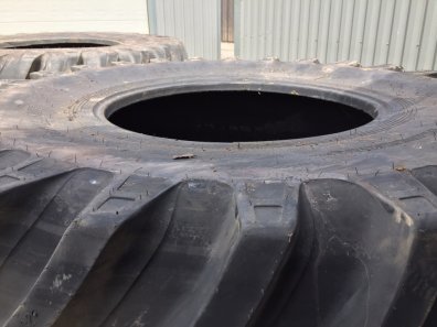 6x 30.5/32 (800/65/32) new tyres