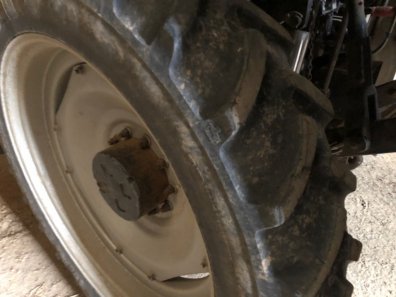 4x 300/95/42 Continental tyres, fitted to JCB 4220 row crop wheels