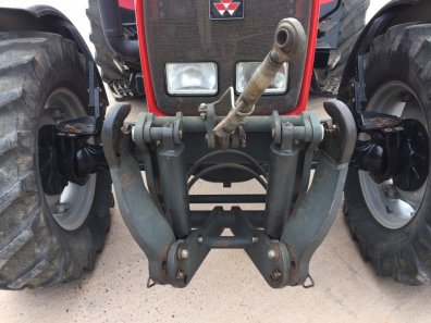 MX front linkage to fit Massey Ferguson 6200 series tractors, 3.8 ton lift capacity, removed from tractor with under 4000hrs