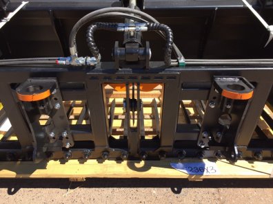 new Quicke 225 Shear grab, 7ft 6 wide, pin and cone brackets, three ram