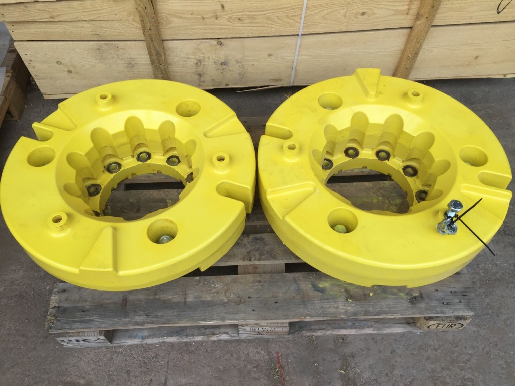 2 x John Deere wheel weights, 2018, as new