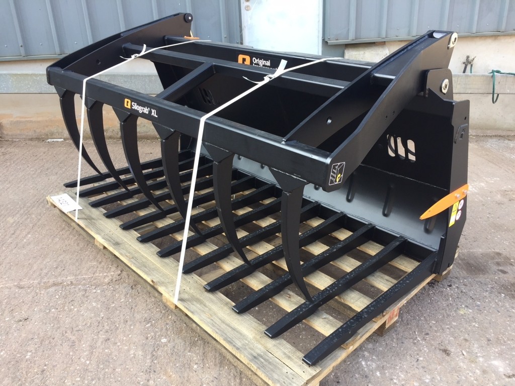 new Quicke Alo XL heavy duty manure grabs, 7ft 6" wide, Profile cut tines, choice of brackets