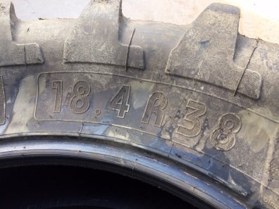 2x 18.4/38 70% + 2x 16.9/24 85% Michelin tyres