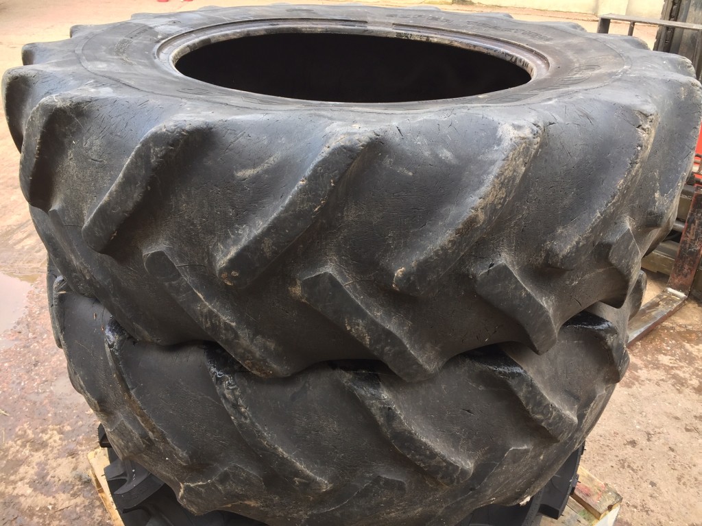 2x 14.9/28 Goodyear Super Traction Radial tyres
