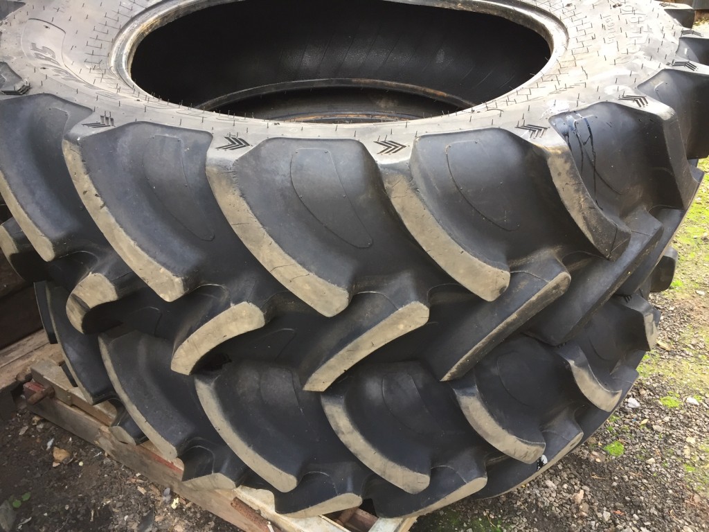 2x 16.9/38 Alliance tyres 90%