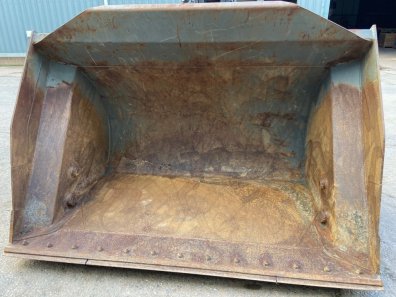 Ulrich toe tip bucket, 11/2016, 3 cubic metre, Volvo brackets, bolt on blade