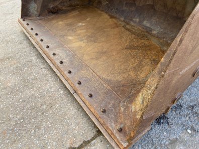 Ulrich toe tip bucket, 11/2016, 3 cubic metre, Volvo brackets, bolt on blade