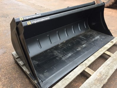 Quicke 210H bucket, Kramer 750 type brackets, Shopsoiled