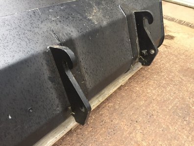 Quicke 210H bucket, Kramer 750 type brackets, Shopsoiled