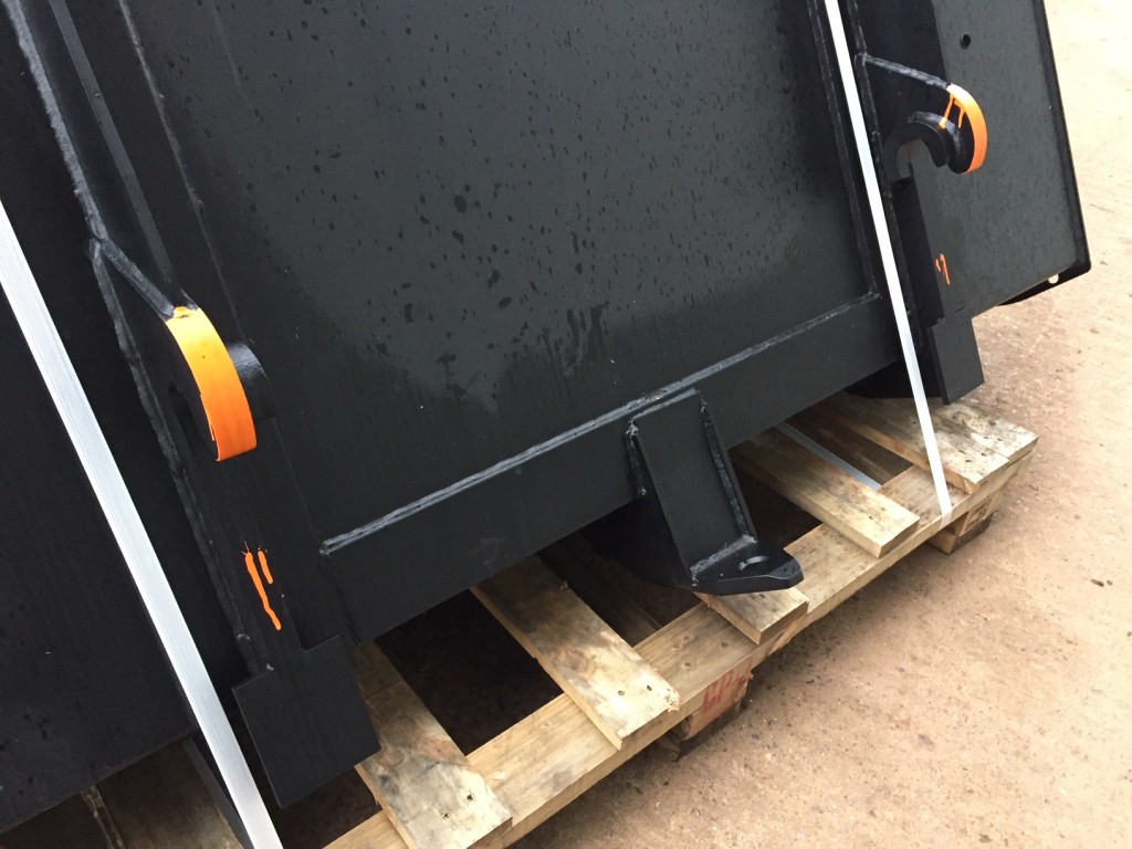 Quicke 2023HDX bucket, new, Merlo brackets, 7ft 6 wide, this bucket will hold approximately 1450kg of wheat