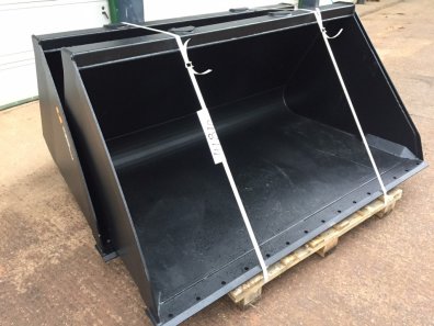 Quicke 2023HDX bucket, new, Merlo brackets, 7ft 6 wide, this bucket will hold approximately 1450kg of wheat