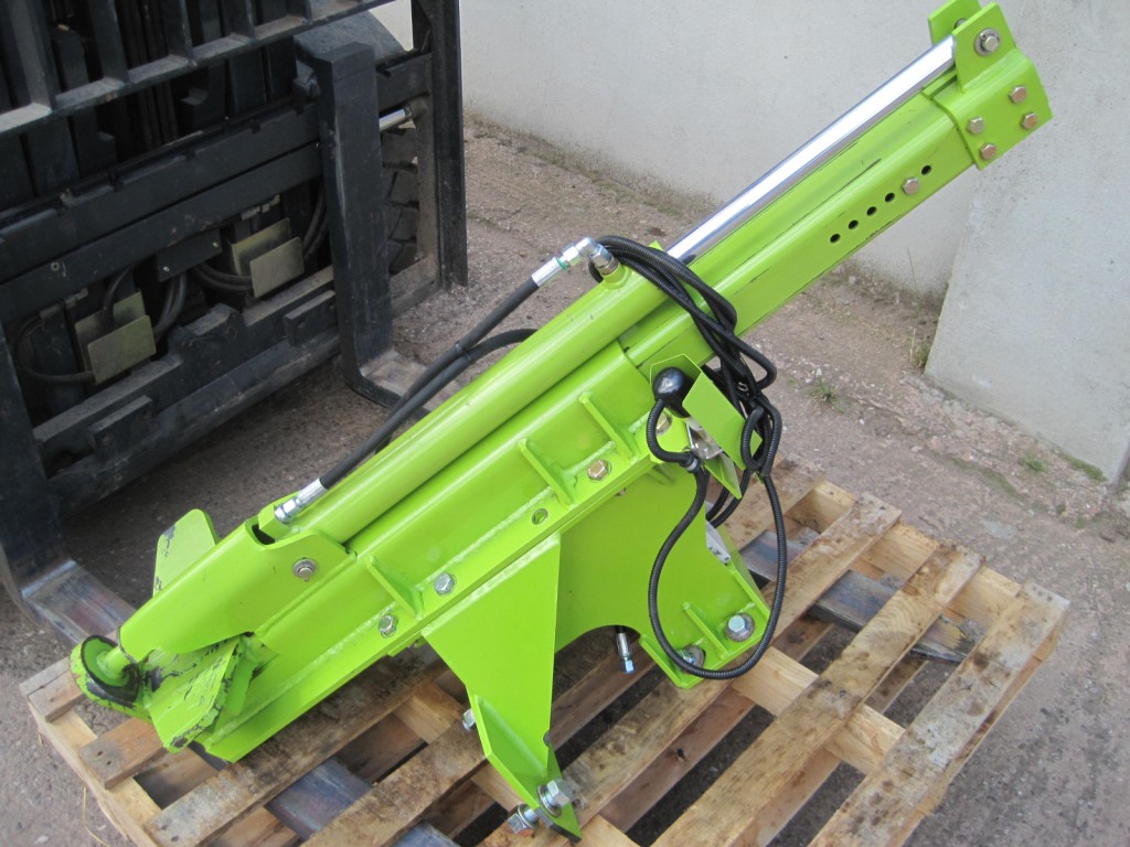 2011 Claas forager pickup hitch