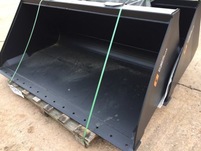 new Quicke 15.23HDX bucket, 7ft 6 wide, Euro hooks, This bucket will hold approximately 800kg of wheat