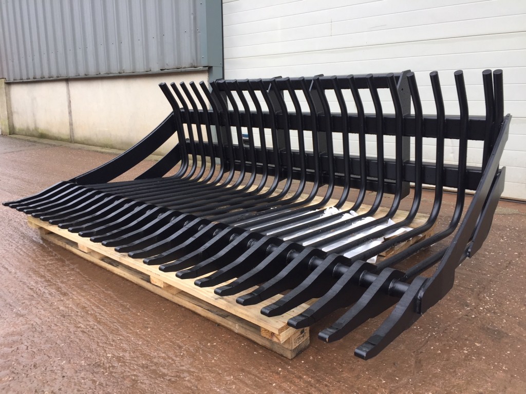 new Quicke 280XL Stone fork, 2.8m wide, 24 tines, choice of brackets and optional pry bars