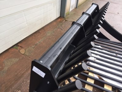 new Quicke 280XL Stone fork, 2.8m wide, 24 tines, choice of brackets and optional pry bars
