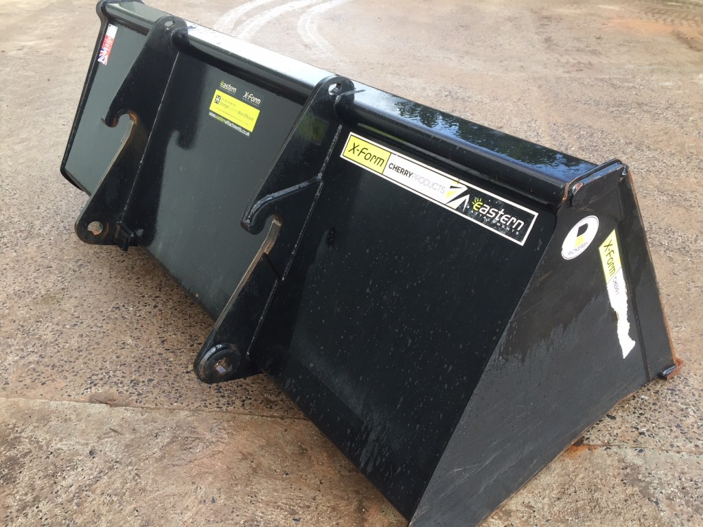 Cherry Products 15-80 bucket, 2019, Scorpion/Kramer brackets, 7ft 6 wide, good solid condition