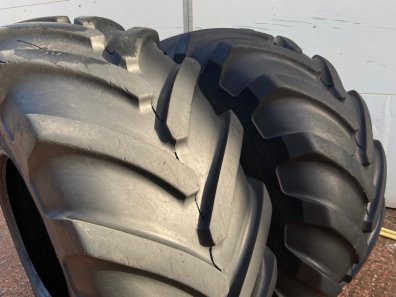 4x 620/76/26 Michelin tyres 75%, taken off JCB 435S loading shovel