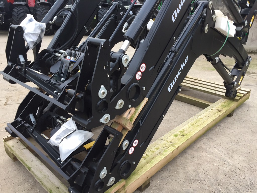 new Quicke X5s loader boom, Euro carriage, Third service
