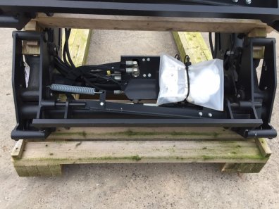 new Quicke X5s loader boom, Euro carriage, Third service