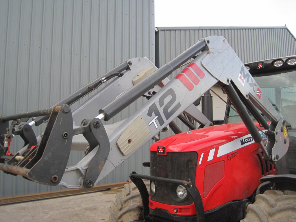 Chilton MX T12 loader, 2008, soft drive, third service, Euro carriage, C/W MF 6480 brackets and valve