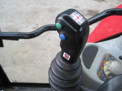 Chilton MX T12 loader, 2008, soft drive, third service, Euro carriage, C/W MF 6480 brackets and valve