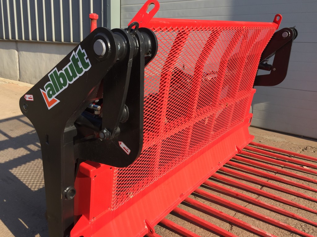 new Albutt B809PP push off buckrake, 9ft wide, 16 tines with 2 sets of side tines, complete with 3 point linkage mounted hooks