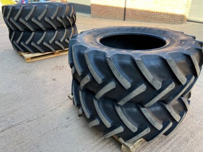 2x 20.8/38 + 2x 16.9/28 Mitas tyres 75%