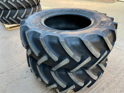 2x 20.8/38 + 2x 16.9/28 Mitas tyres 75%