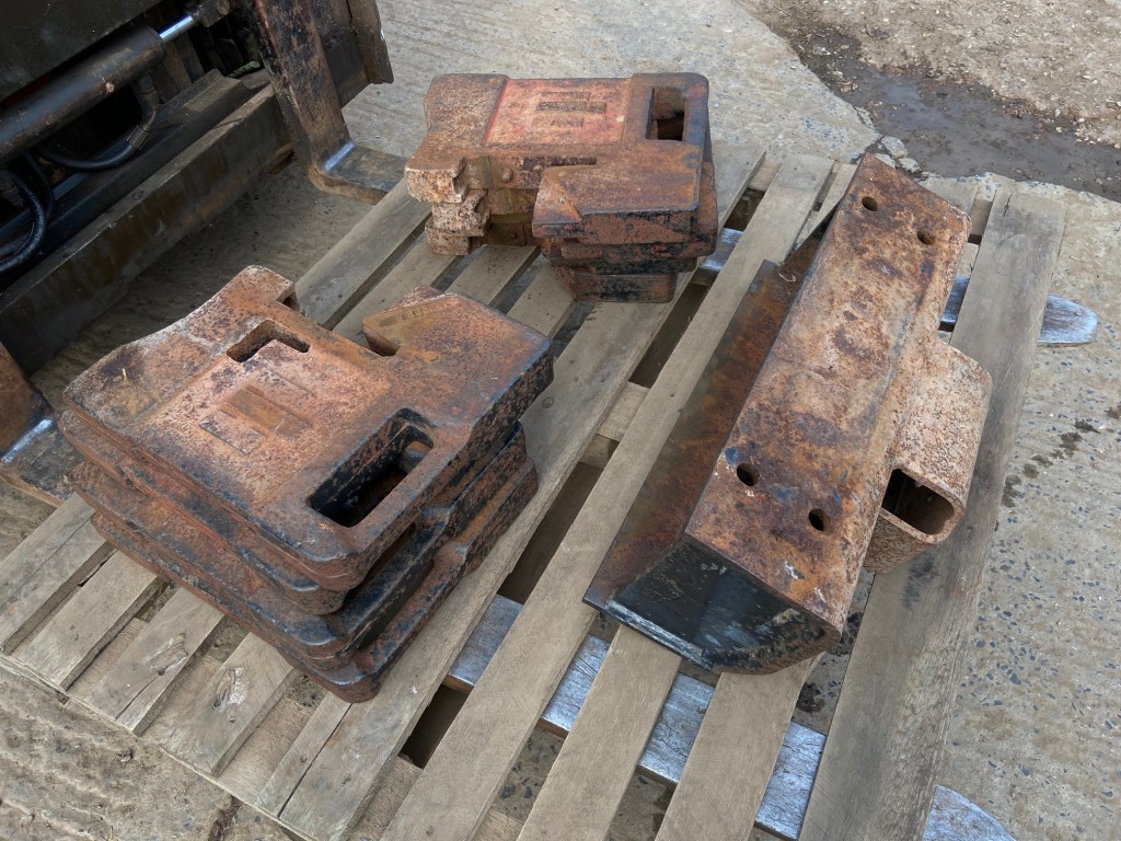 8x International tractor weights complete with carrier