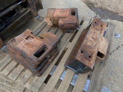 8x International tractor weights complete with carrier
