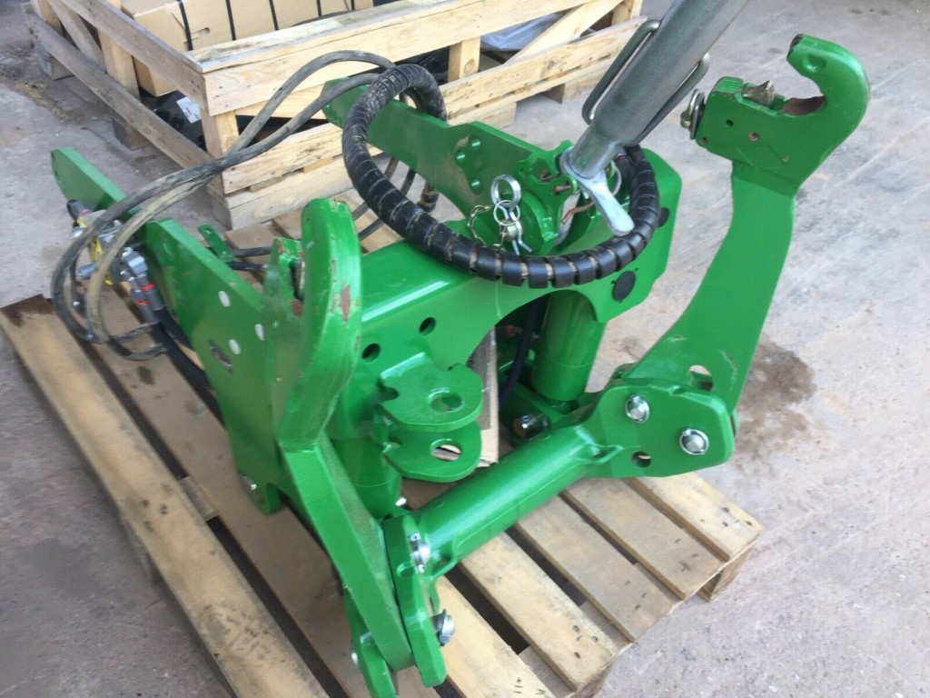 Degenhart front linkage to removed from 2015 JD 6155 tractor., very little use
