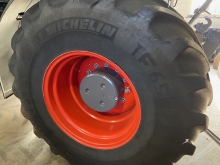 2x 710/85/38 + 2x 650/75/30 Michelin tyres fitted to Fendt 936 wheels