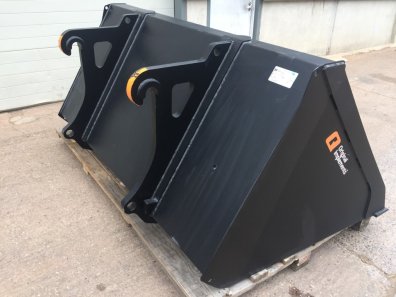 Quicke 2023HDX bucket, new, Volvo BM brackets, 2.3 meters wide, This bucket will hold approx 1450kg of wheat