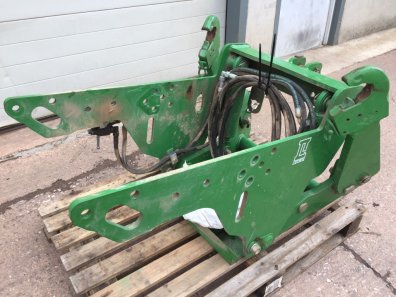 Laforge front linkage, 3.5 ton lift, very little use, removed from 3500hr John Deere 6930