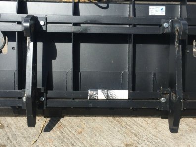 Quicke 230HDX heavy duty grab, 2019, 7ft 6 wide, Kramer/Claas scorpion bolt on hooks and hoses