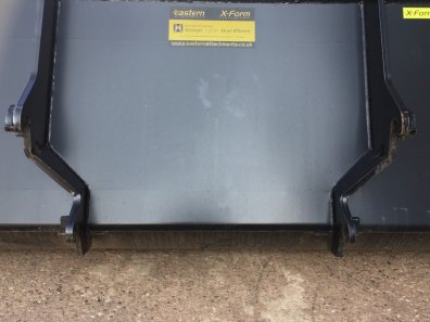 Cherry Products BK15-76D bucket, as new, 7ft 6 wide, Euro hooks, complete with bolt on cutting edge, this bucket will hold approximately 800kg of wheat