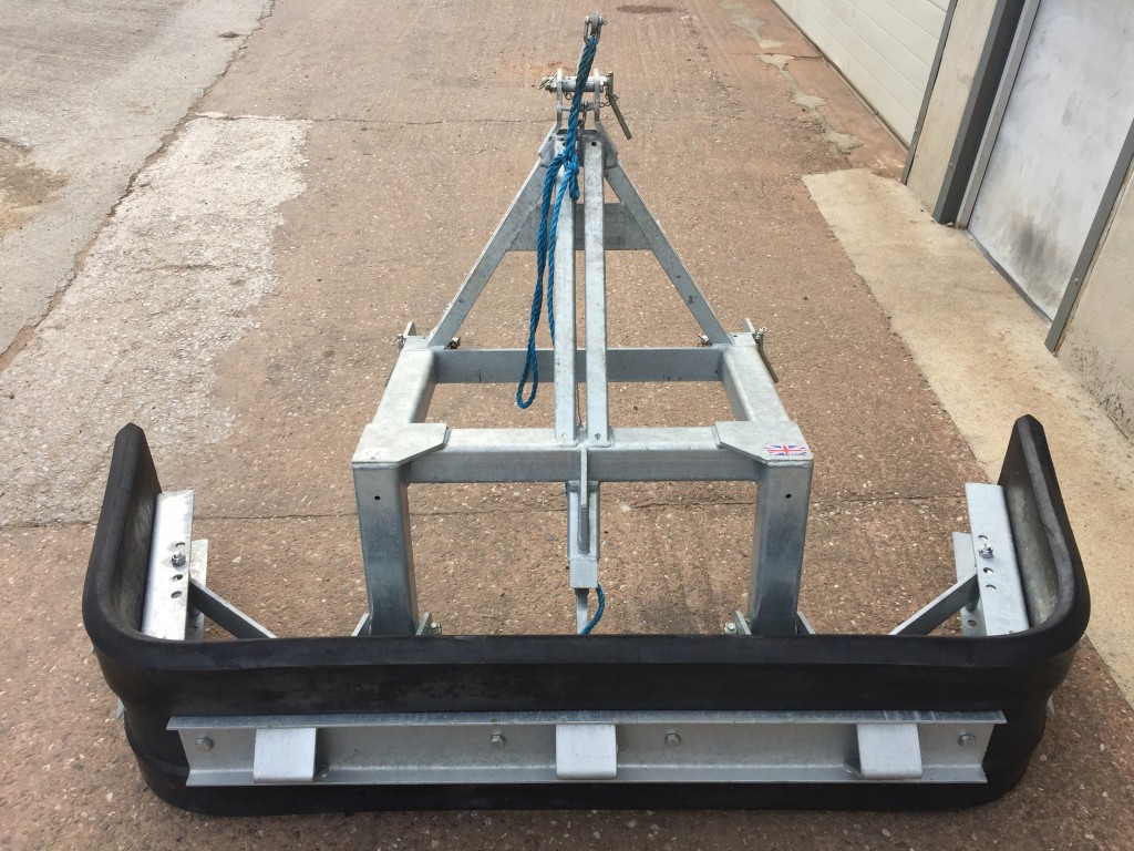 Browns Yard Scrapper, new, Fully galvanised, Flip over blade, Three point linkage and A frame compatible