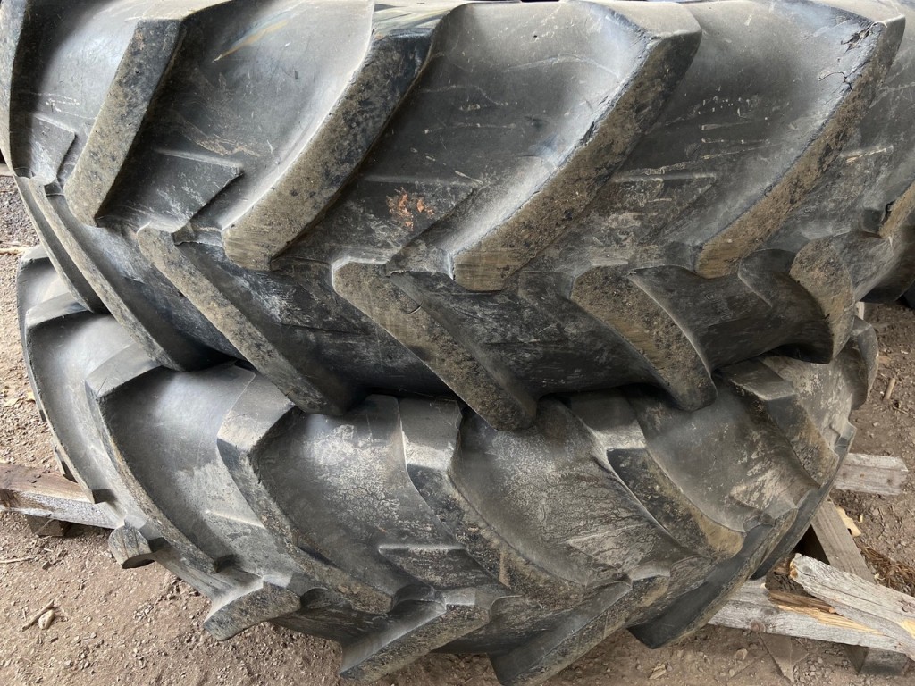 2x 18.4/38 Michelin tyres 35%