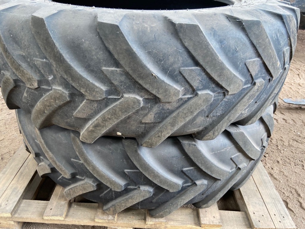 2x 16.9/38 Michelin tyres 20%