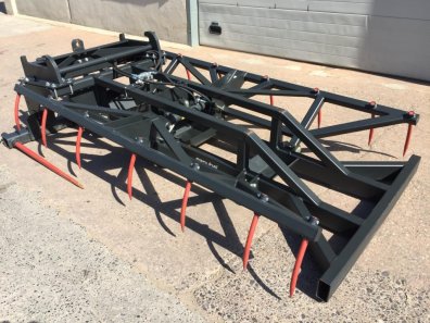 MX V7000 bale grab, as new - never been used, 3x bottom tines, Merlo bolt on hooks with releif valve, this grab will lift 4x large square or 3x round bales, can be fitted with different hooks if required