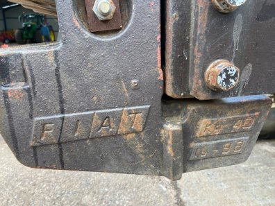 10x Fiat 40kg front weights fitted to Fiat extended weight frame