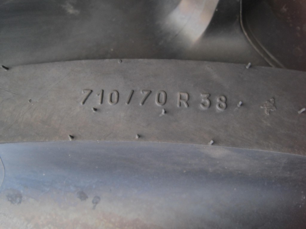 710/70/38 new Michelin tyres and New Holland wheels