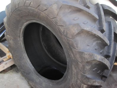 1x Kleber 540/65/28 tyre