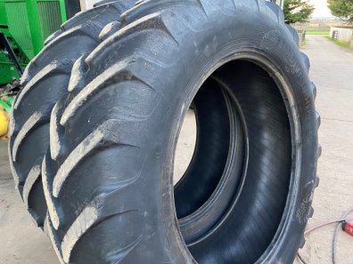 2 x 18.4/42 Alliance tyres, 40%