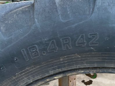 2 x 18.4/42 Alliance tyres, 40%