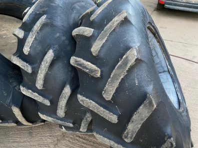 2x 16.9/28 Goodyear Super Traction Radial tyres 40%