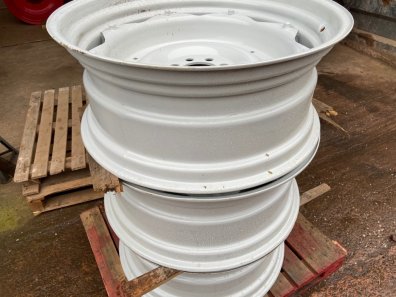 3x Ford 14/34 rear wheels, recently shot blasted and power coated in Ford Tractor Grey, all in very good condition